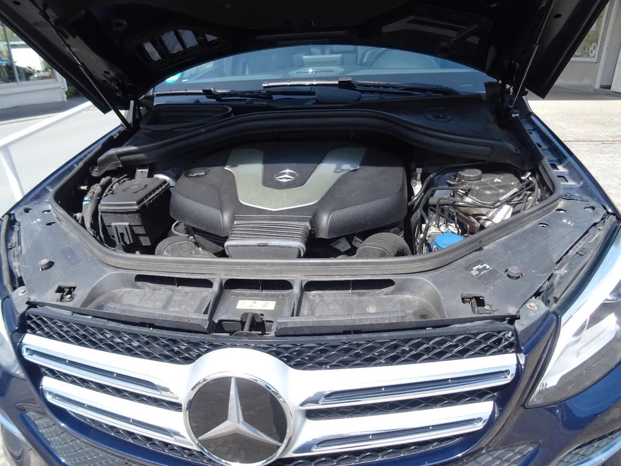 Mercedes-Benz GLE 350 d, AHK, PANO, LEDER, LED, NAVI, KLIMA, Ansicht 15 von 16