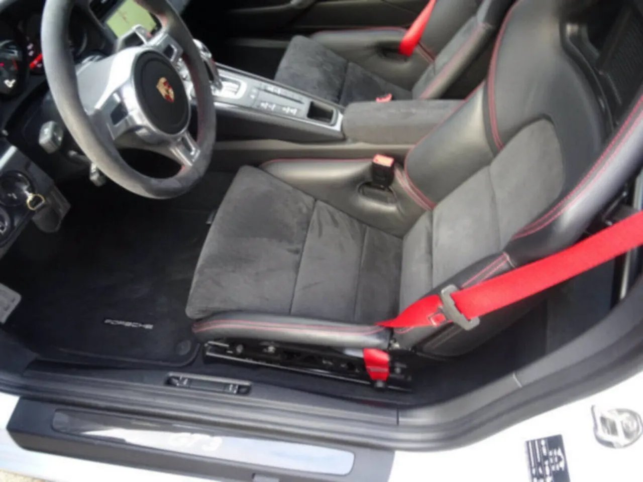 Porsche 911/991 GT3 Clubsport, Lift, PDLS, PCM, 476PS, Ansicht 8 von 16