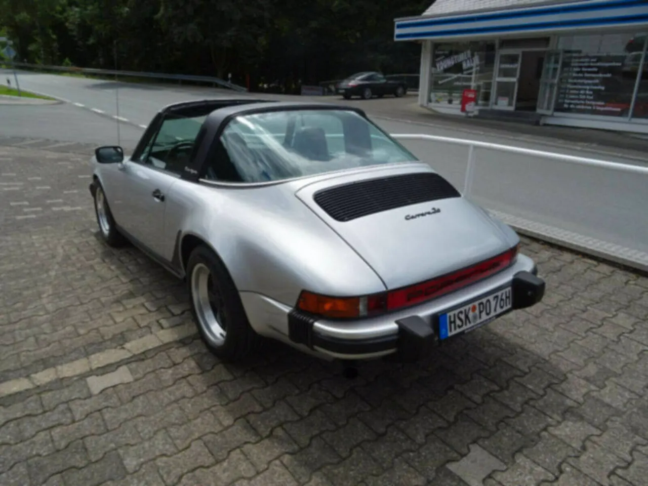 Porsche 911 Carrera 3.0 Targa, kein USA, 930/02 Motor, Ansicht 4 von 16