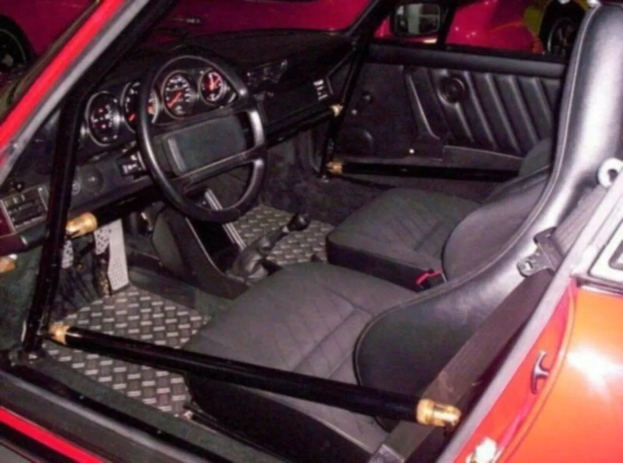 Porsche 911CS 3,2 Original M637 Clubsport, deutsch Auto, Ansicht 6 von 6