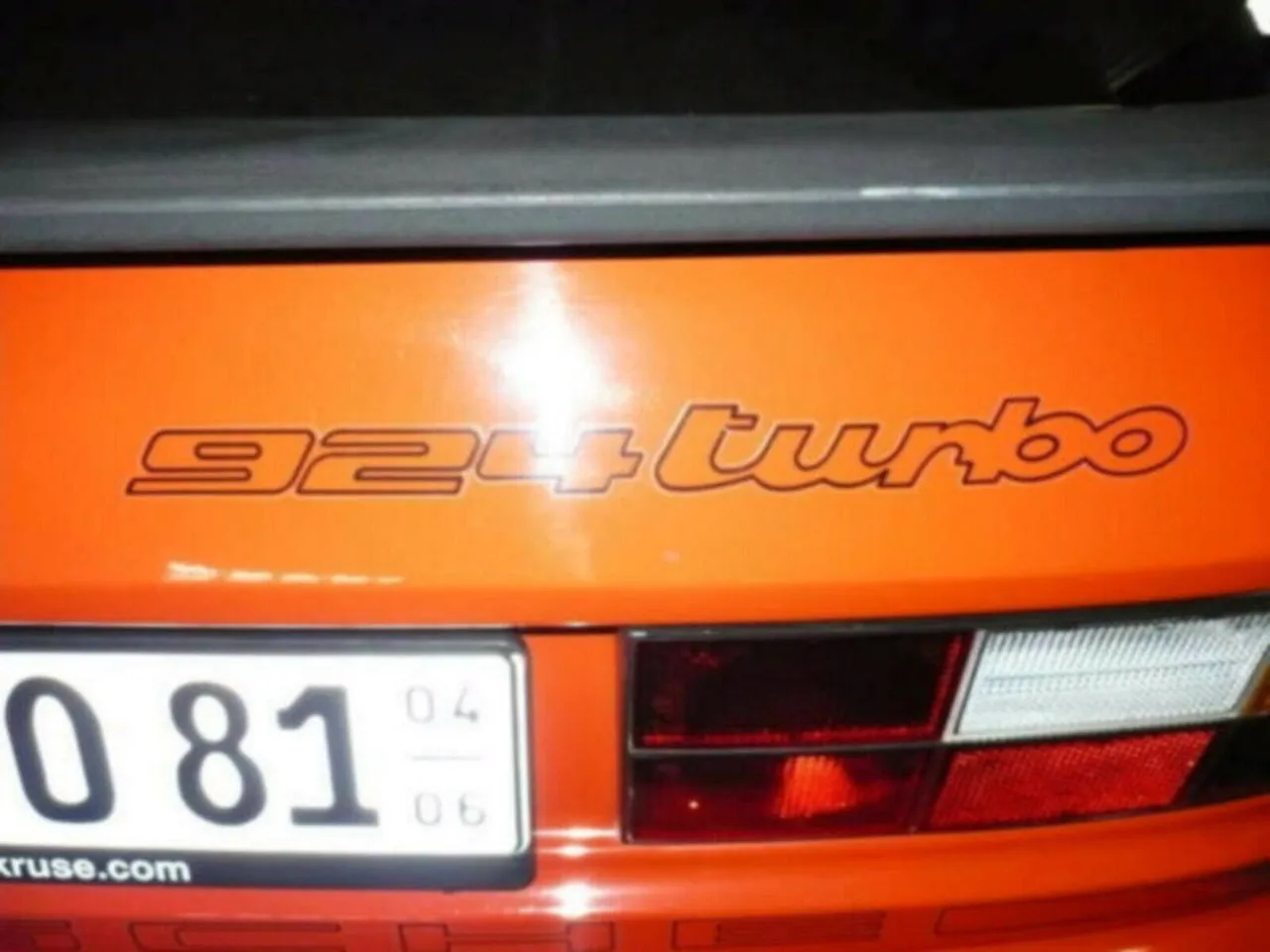 Porsche 924 Turbo im Originalzustand, mit Servolenkung, Ansicht 4 von 9
