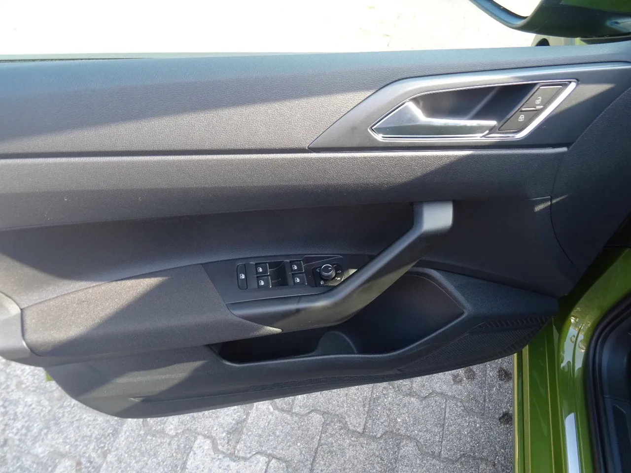 Volkswagen Taigo 1.5 TSI OPF DSG R-LINE PANO LED NAVI KLIMA, Ansicht 10 von 12