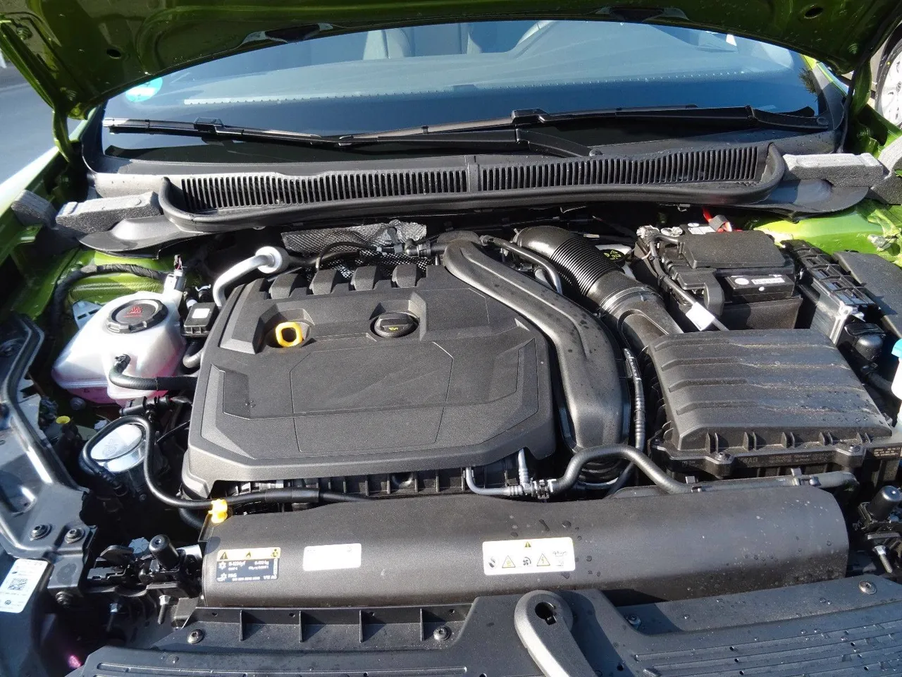 Volkswagen Taigo 1.5 TSI OPF DSG R-LINE PANO LED NAVI KLIMA, Ansicht 11 von 12