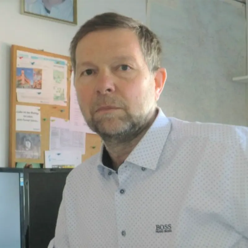 Uwe Döring